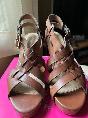Banana Republic Brown Woven Leather Wedge Sandals